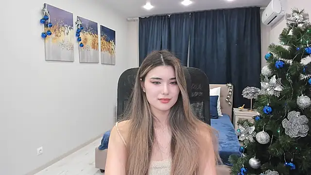 Snapshot of AnneTLi chatting on 12.09.24 AnneTLi online show from 12.09.24