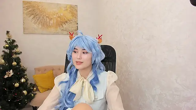 Snapshot of AnneTLi chatting on 12.25.24 AnneTLi online show from 12.25.24