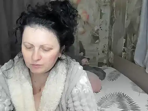 Snapshot of Lillian2 chatting on 01.15.26 Lillian2 online show from 01.15.26