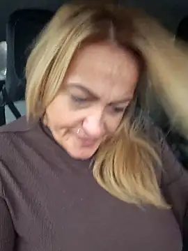 Snapshot of Isabellaa04 chatting on 02.11.26 Isabellaa04 online show from 02.11.26