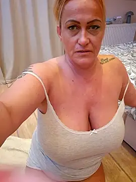 Isabellaa04 online show from 04.13.26