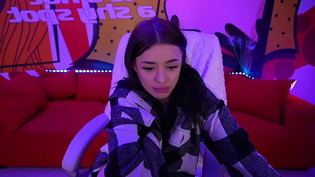 Daenerys Daenn online show from 01.04.25