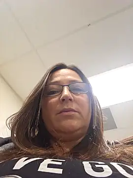 angelbaby1998 online show from 01.18.25