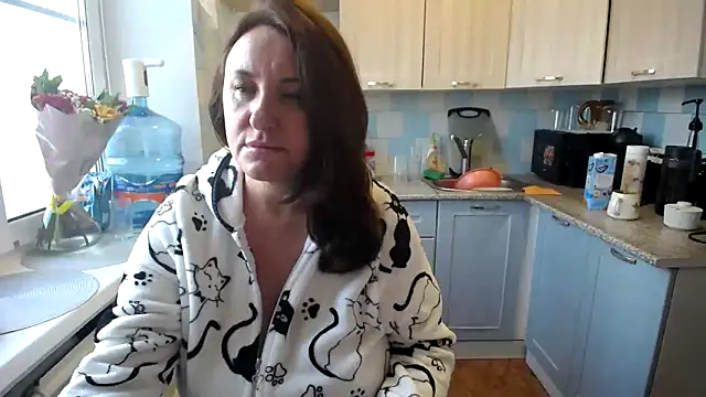 DonnaMagdalena online show from 01.04.25