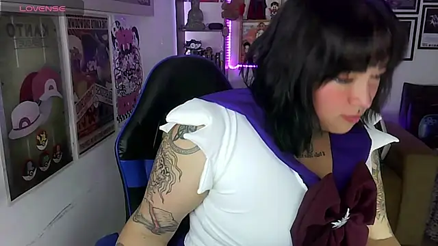 IamZaylu online show from 10.15.25