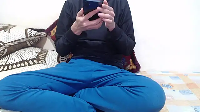 Snapshot of Alexdelarge323 chatting on 02.02.26 Alexdelarge323 online show from 02.02.26