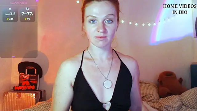 Cassie Wild online show from 02.06.26