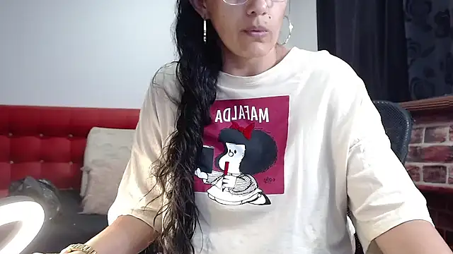 Lucynaugthyy online show from 09.17.25