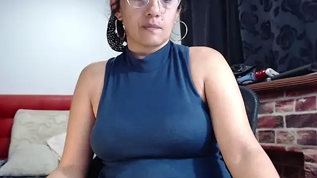 Lucynaugthyy online show from 09.26.25