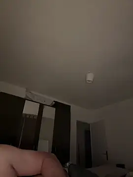 Tomhot3869 online show from 04.20.26