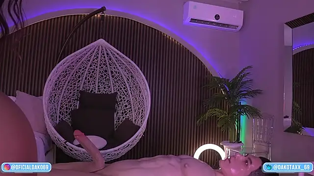 Snapshot of Dakota_Lee chatting on 09.10.25 Dakota Lee online show from 09.10.25