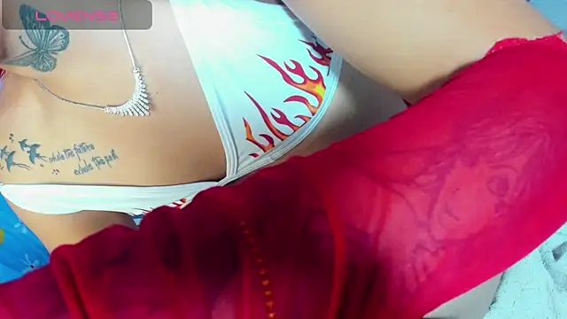 Snapshot of SEXY_DANNA17 chatting on 01.21.25 SEXY DANNA17 online show from 01.21.25