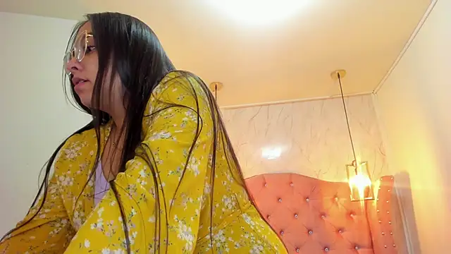 Snapshot of nalalye_cruzz_ chatting on 02.23.25 nalalye cruzz online show from 02.23.25