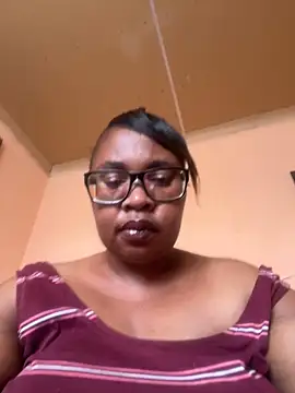 ZOQULUx online show from 12.02.24