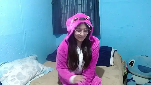 Snapshot of clarisse69 chatting on 03.14.25 clarisse69 online show from 03.14.25