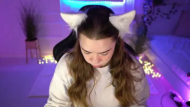 VixenMia online show from 01.19.25