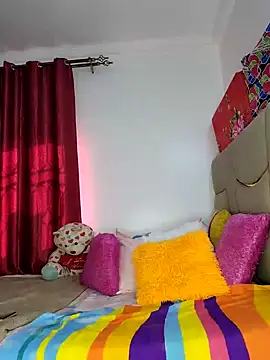 Snapshot of NicRaisaa chatting on 02.16.26 NicRaisaa online show from 02.16.26