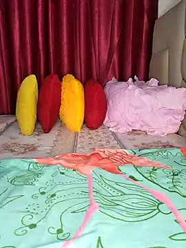 NicRaisaa online show from 04.26.26