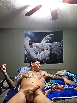 Snapshot of MrBiggBallz chatting on 12.06.24 MrBiggBallz online show from 12.06.24