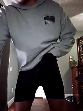 Snapshot of MrBiggBallz chatting on 01.01.25 MrBiggBallz online show from 01.01.25