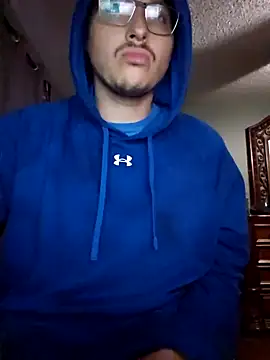 Snapshot of MrBiggBallz chatting on 01.05.25 MrBiggBallz online show from 01.05.25