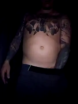 Snapshot of MrBiggBallz chatting on 01.17.25 MrBiggBallz online show from 01.17.25