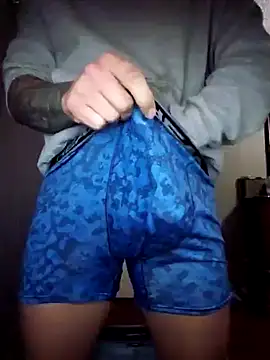 Snapshot of MrBiggBallz chatting on 02.01.25 MrBiggBallz online show from 02.01.25