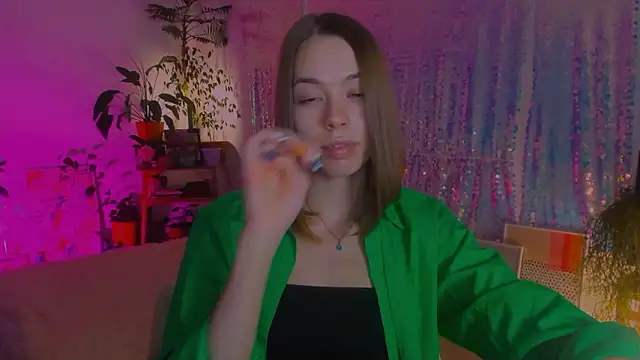 Snapshot of poli__ chatting on 12.01.24 poli   online show from 12.01.24