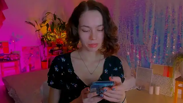 Snapshot of poli__ chatting on 03.02.25 poli   online show from 03.02.25