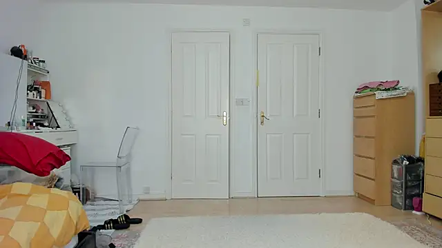 Snapshot of Rolla_Coaster chatting on 10.25.25 Rolla Coaster online show from 10.25.25