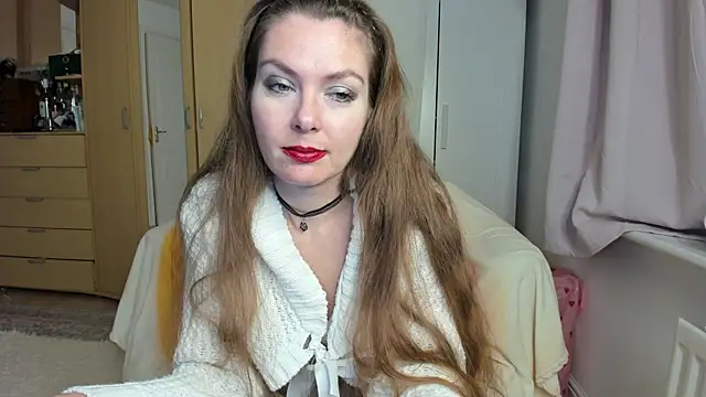 Snapshot of Rolla_Coaster chatting on 10.29.25 Rolla Coaster online show from 10.29.25