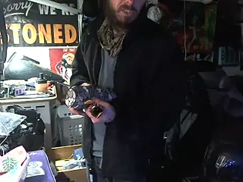 Snapshot of CloudDadddyyy420 chatting on 12.22.24 CloudDadddyyy420 online show from 12.22.24