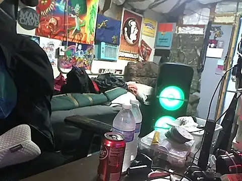 Snapshot of CloudDadddyyy420 chatting on 12.29.24 CloudDadddyyy420 online show from 12.29.24