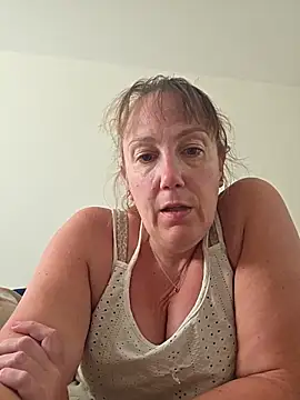 Snapshot of Wisie_Cutie chatting on 06.02.26 Wisie Cutie online show from 06.02.26