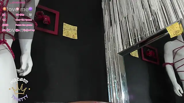 Snapshot of trinitty chatting on 10.06.25 trinitty online show from 10.06.25