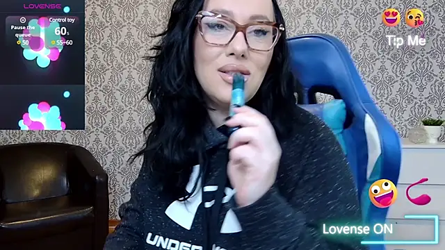 Snapshot of AnnaAnn chatting on 02.12.25 AnnaAnn online show from 02.12.25