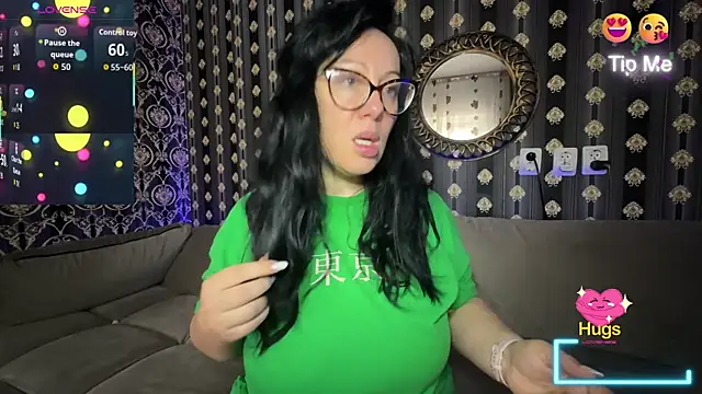 Snapshot of AnnaAnn chatting on 10.22.25 AnnaAnn online show from 10.22.25