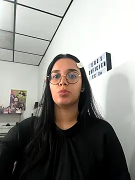 Annya-sweet online show from 10.21.25