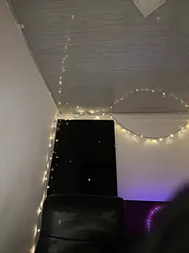 salome polaniiee online show from 01.30.25