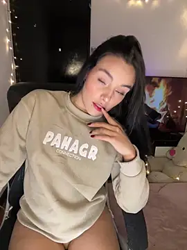 salome polaniiee online show from 02.06.25