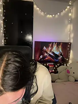 salome polaniiee online show from 02.18.25