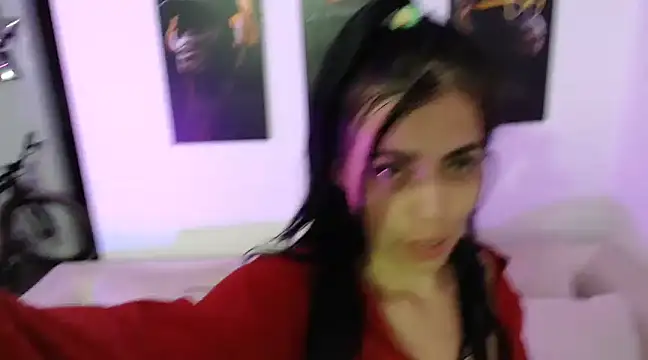 i am nina  online show from 12.19.24