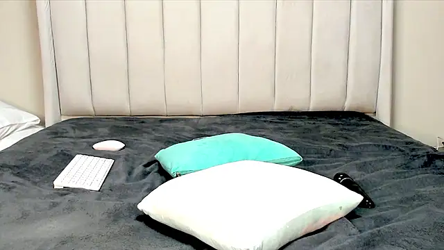  heavenlysent online show from 02.03.26