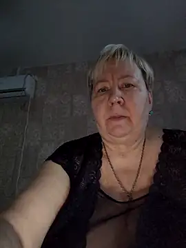 Snapshot of EffectFiona chatting on 02.23.26 EffectFiona online show from 02.23.26