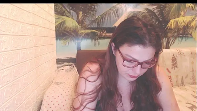 Snapshot of Queen__Natasha chatting on 10.29.25 Queen Natasha online show from 10.29.25