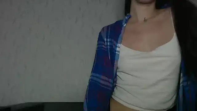 HoneyWiles online show from 12.16.24