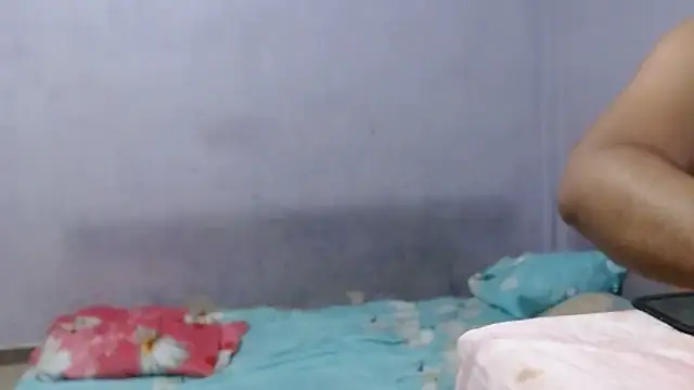 Snapshot of sexy_couple29 chatting on 12.06.24 sexy couple29 online show from 12.06.24