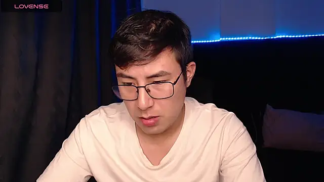 andrewmhilton  online show from 03.25.26