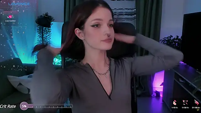 BratzieDarsie online show from 01.09.25