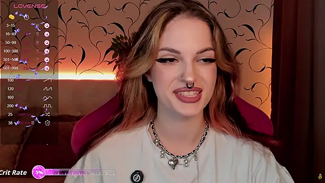 BratzieDarsie online show from 09.29.25